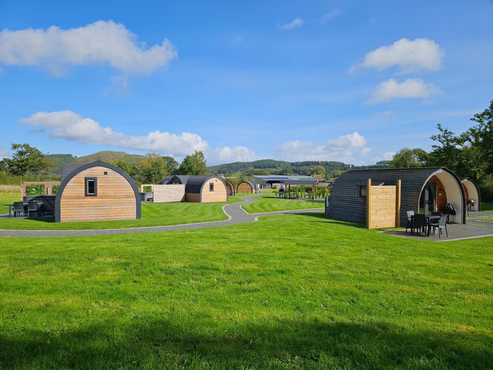 Eastridge Glamping Villa Шрусбъри Екстериор снимка